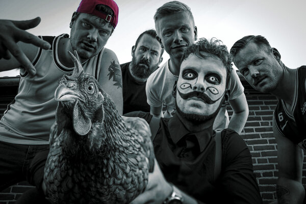 Knallende tribute-avond met Limp Bizkit, Linkin Park en Foo Fighters in Myllesweerd