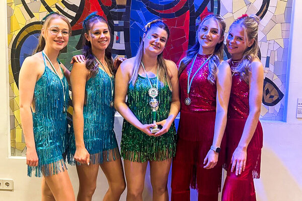 Germerinnekes en Germills schitteren op Moeslands Dansfestival