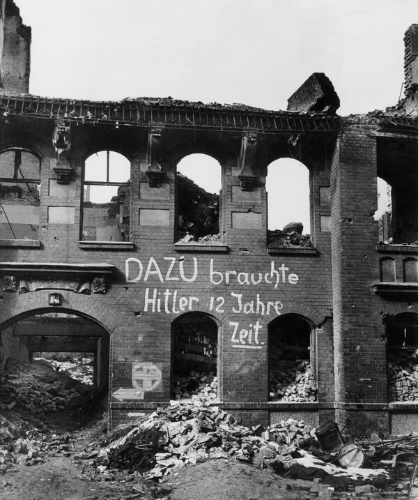 Hitler en de Macht van het Beeld