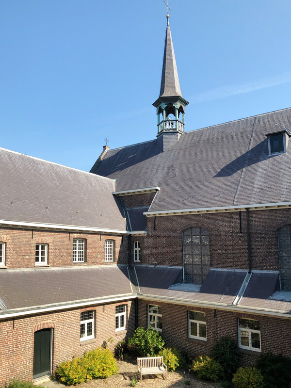 Rondleidingen door Emmausklooster en Kloostertuin in Velp bij Grave
