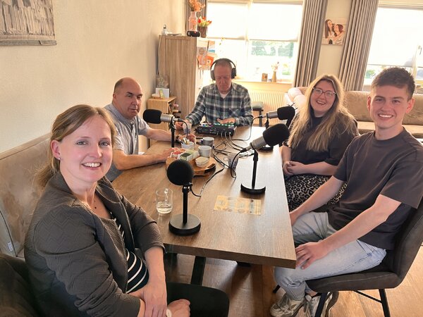 De Neije Krant Podcast - Sint Hubert Kumt Los keert terug met derde editie vol muziek en gezelligheid