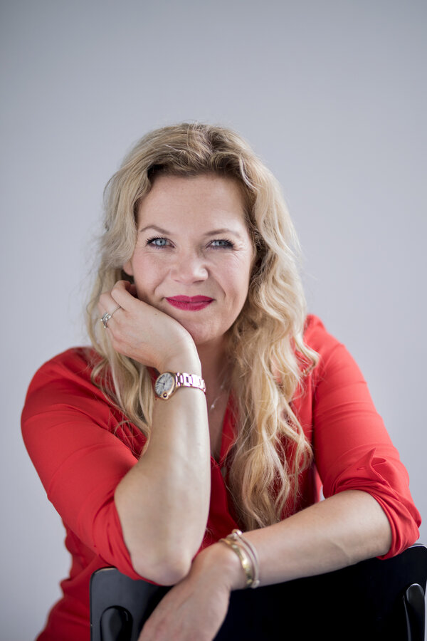 Roos Schlikker eerste gast in nieuw seizoen Boek & Praat