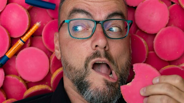 Brabantse cabaretier Gerrie Smits met Zoete Koek in Theater Myllesweerd
