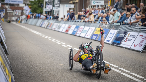 Handbikers weer aan de start tijdens Daags na de Tour
