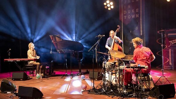 Doppler Trio zoekt de grenzen van de jazz op