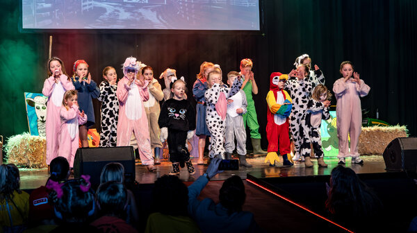 Sprankelende Jeugdzitting Foekepot zet de zaal op z’n kop