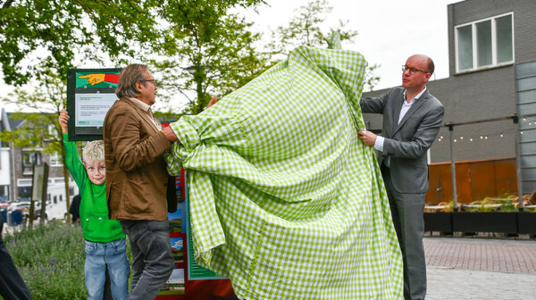 Dertiende Kunstroute in Mill feestelijk geopend: ‘Een zomer lang kunst over ALLES KAN’