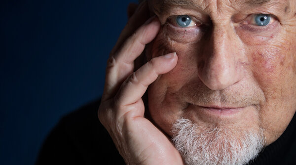 Gerard van Maasakkers solo in Theater Myllesweerd in Mill