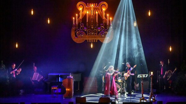 Ellen ten Damme komt naar Cuijk met een kerstshow